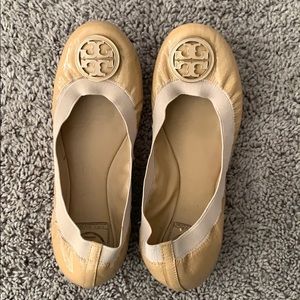 Tan Tory Burch Caroline Flats 7.5